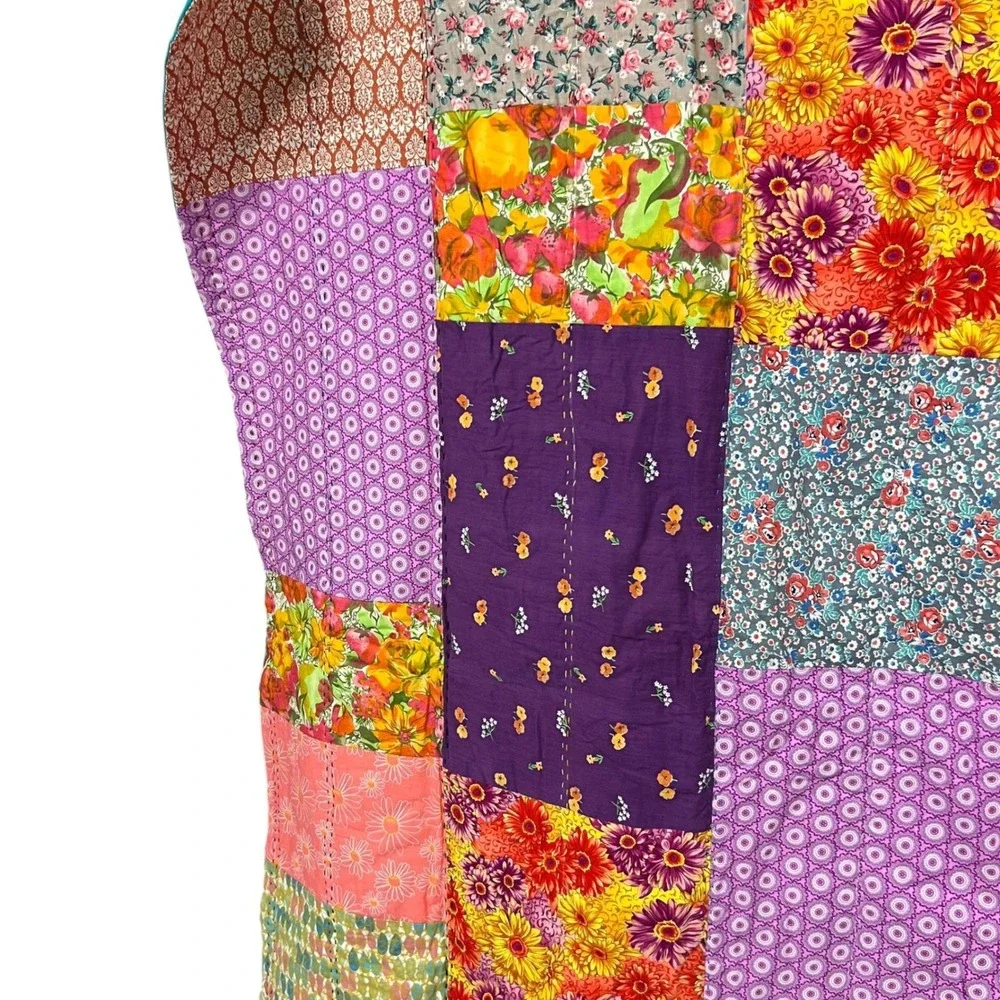 Vintage‎ Hand Stitched Patchwork Kantha 50x44 Quilt Floral Multi Color Teal Back